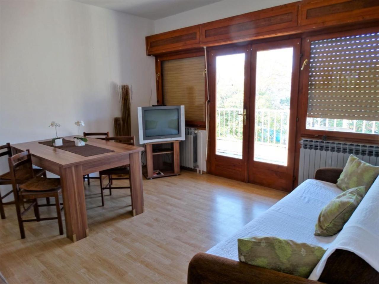 Ferienwohnung Roni Crikvenica Exterior foto